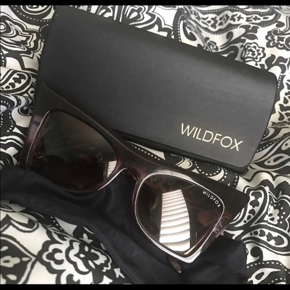 Wildfox Accessories - Wild Fox Ivy cat eye sunglasses